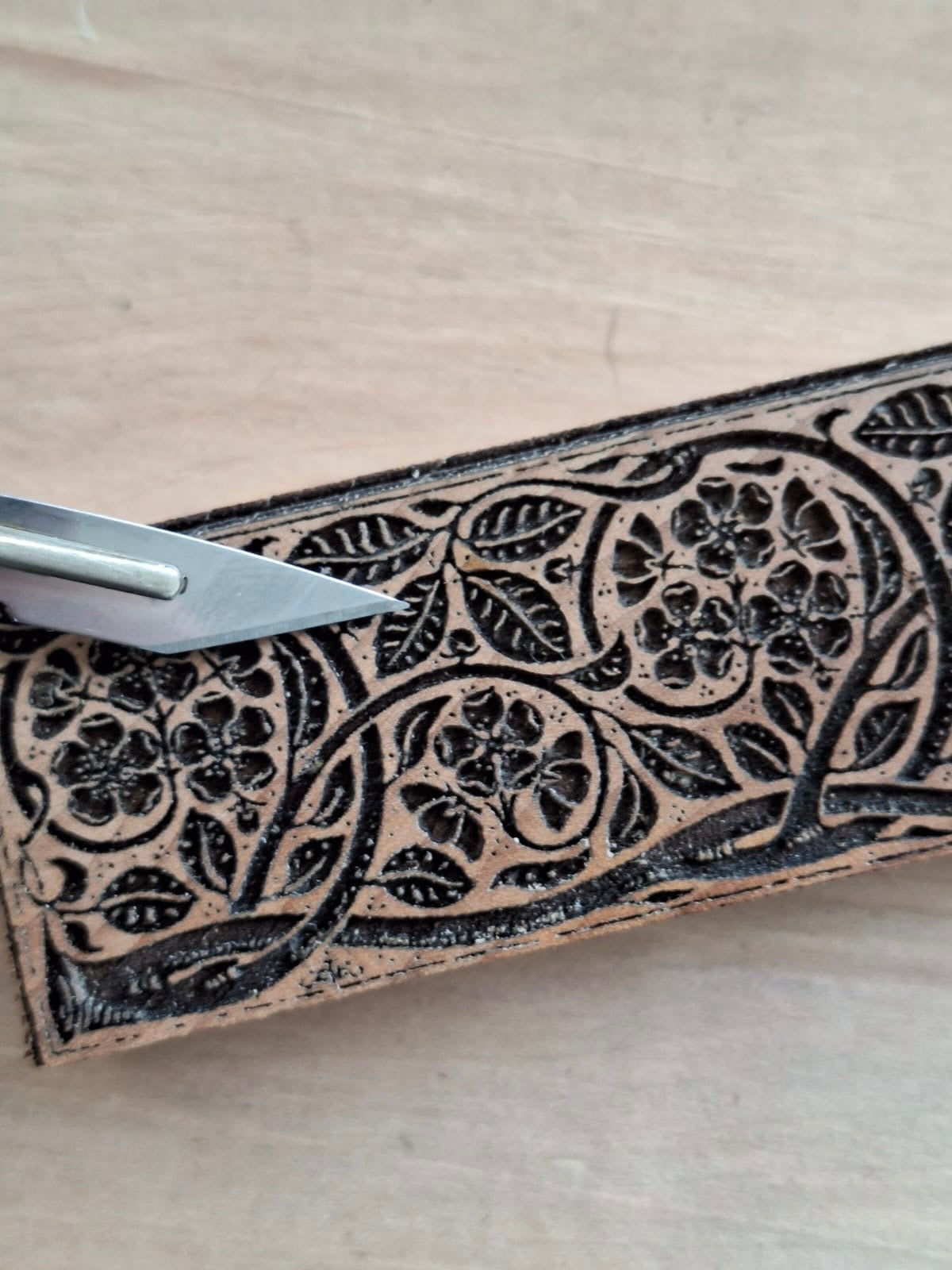 Bramble banner ornament