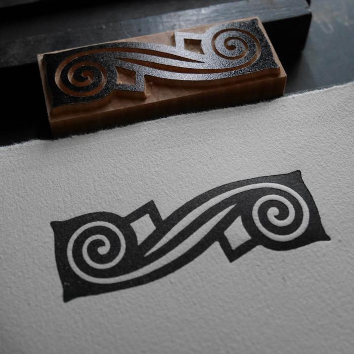 'DeLittle Quick' ornament/border