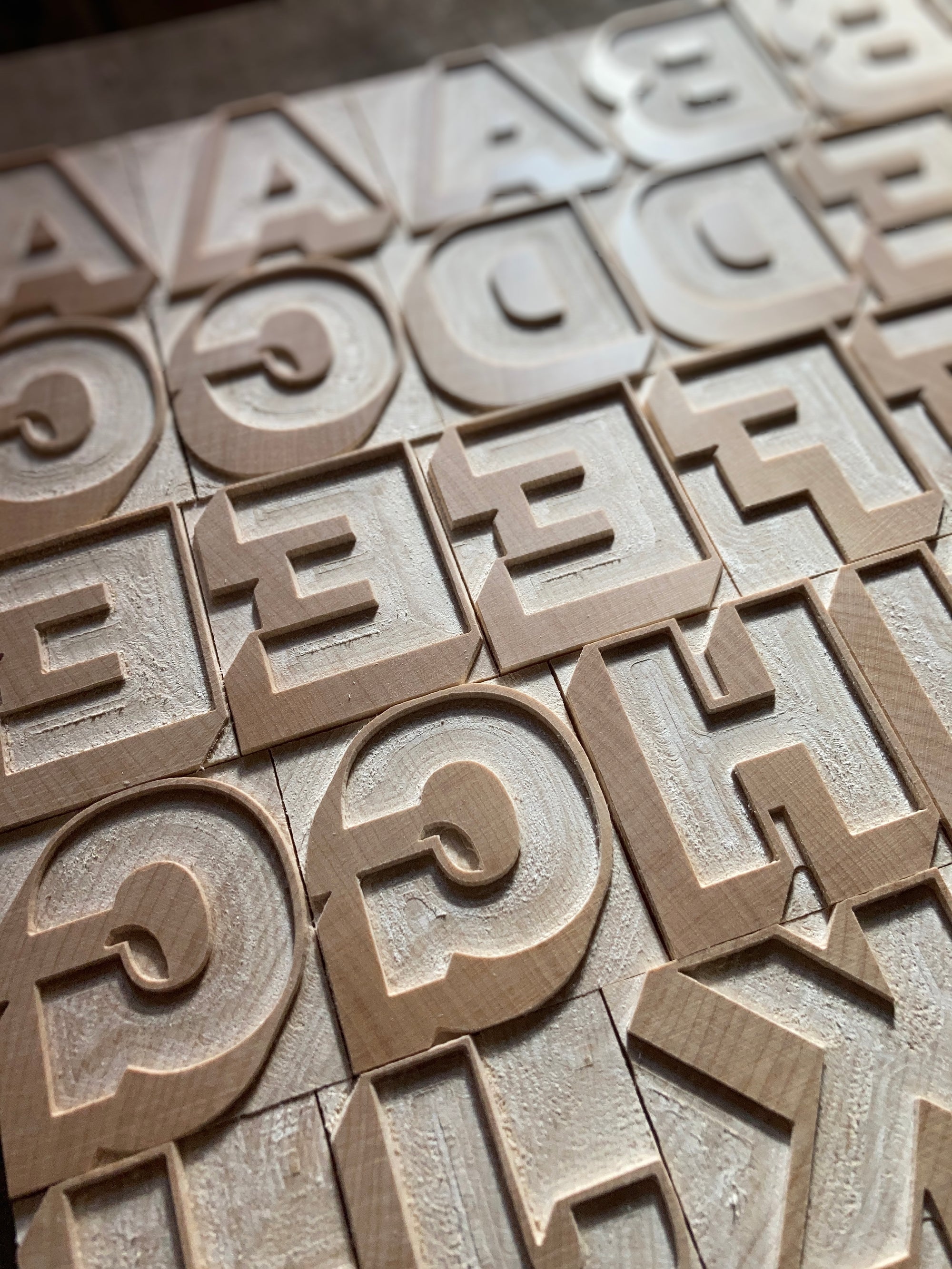 'Golborne' letterpress woodtype typeface