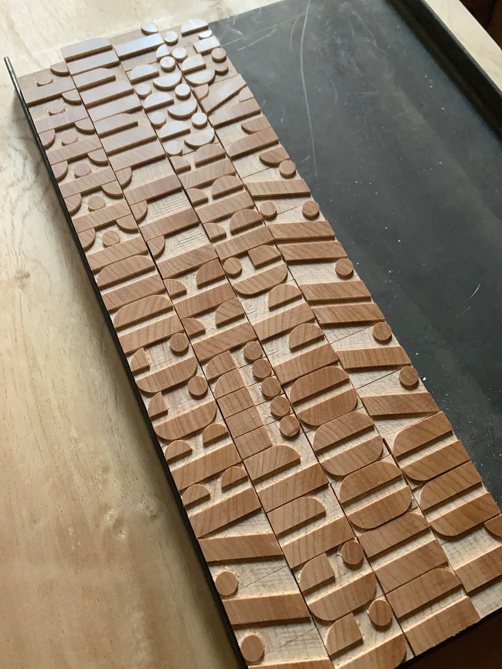 'Mogerhanger' modular stencil letterpress woodtype typeface