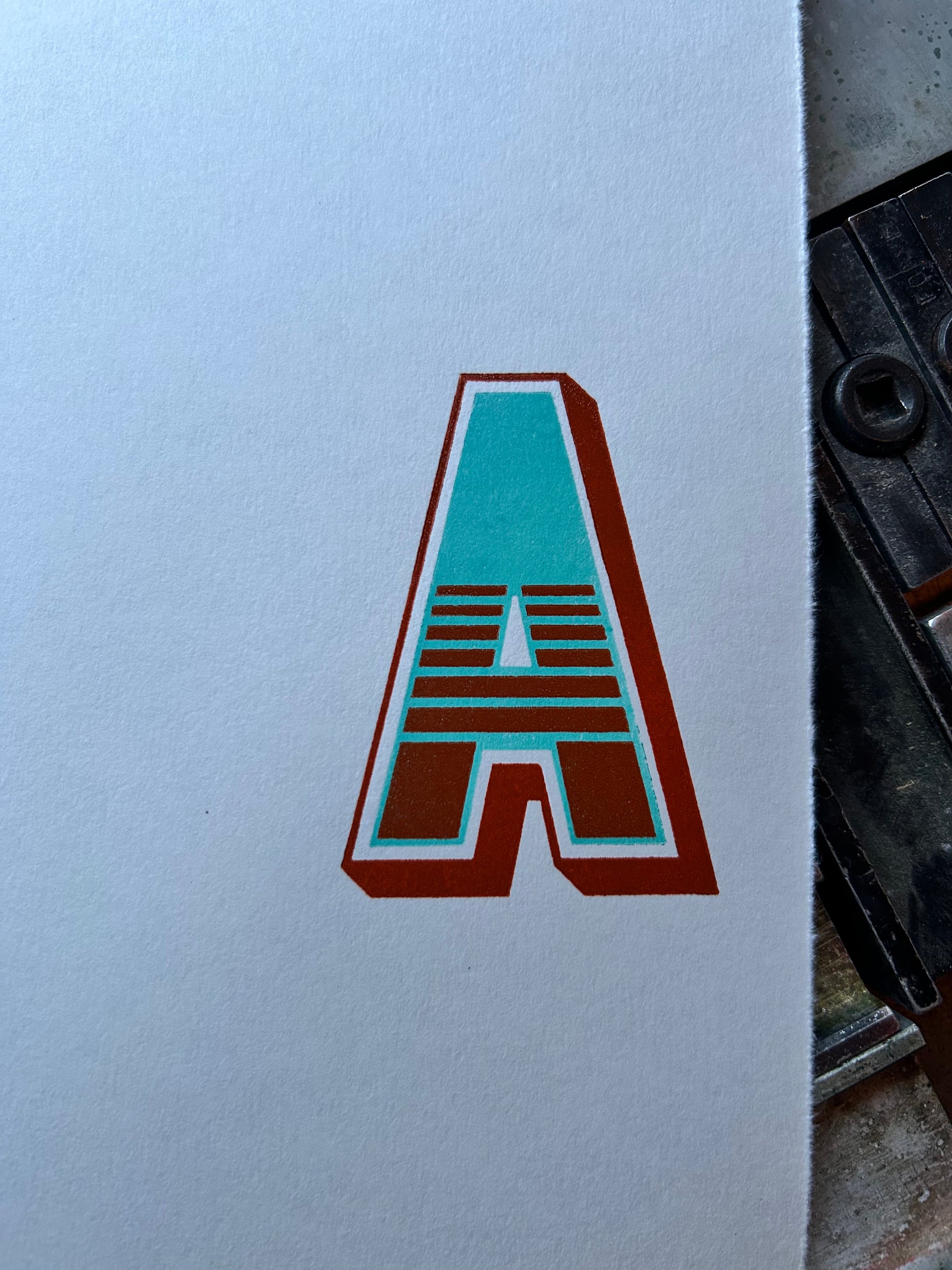 'Stewartby Chromatic' letterpress woodtype typeface