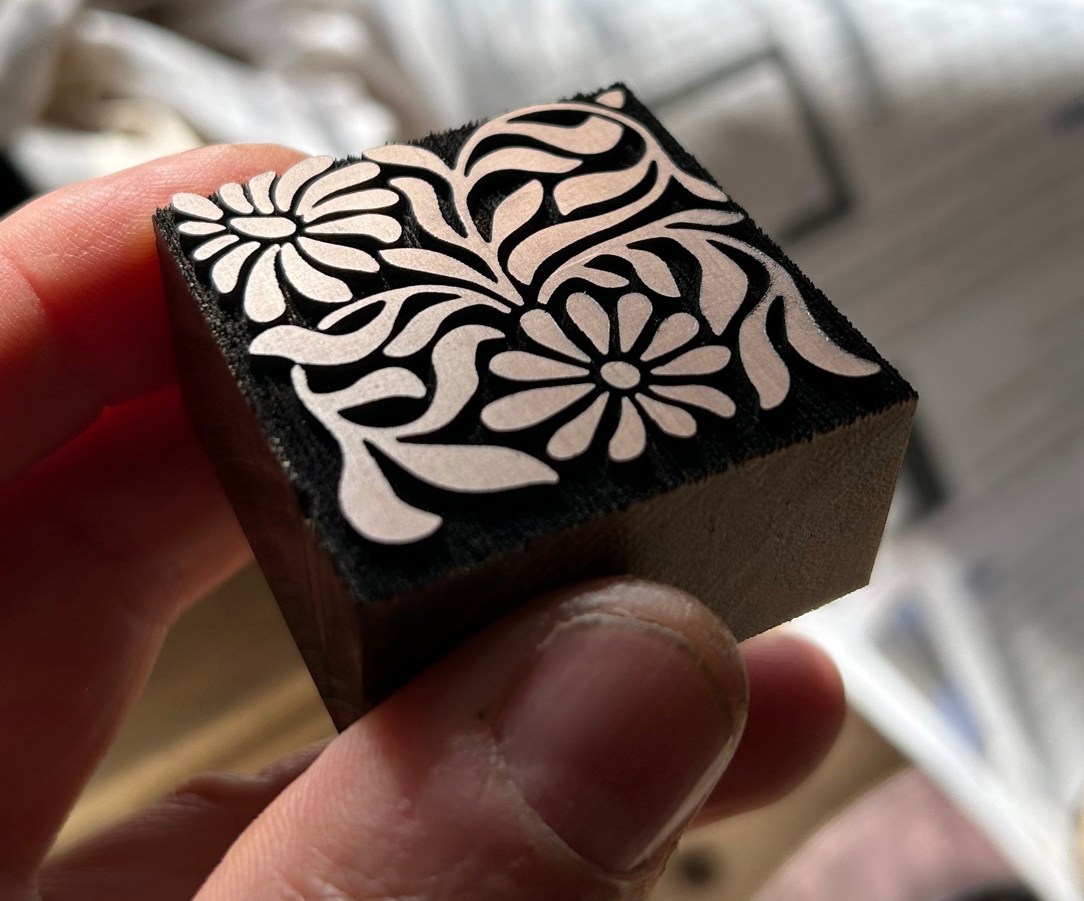 ATF 'Wayside' flower ornaments