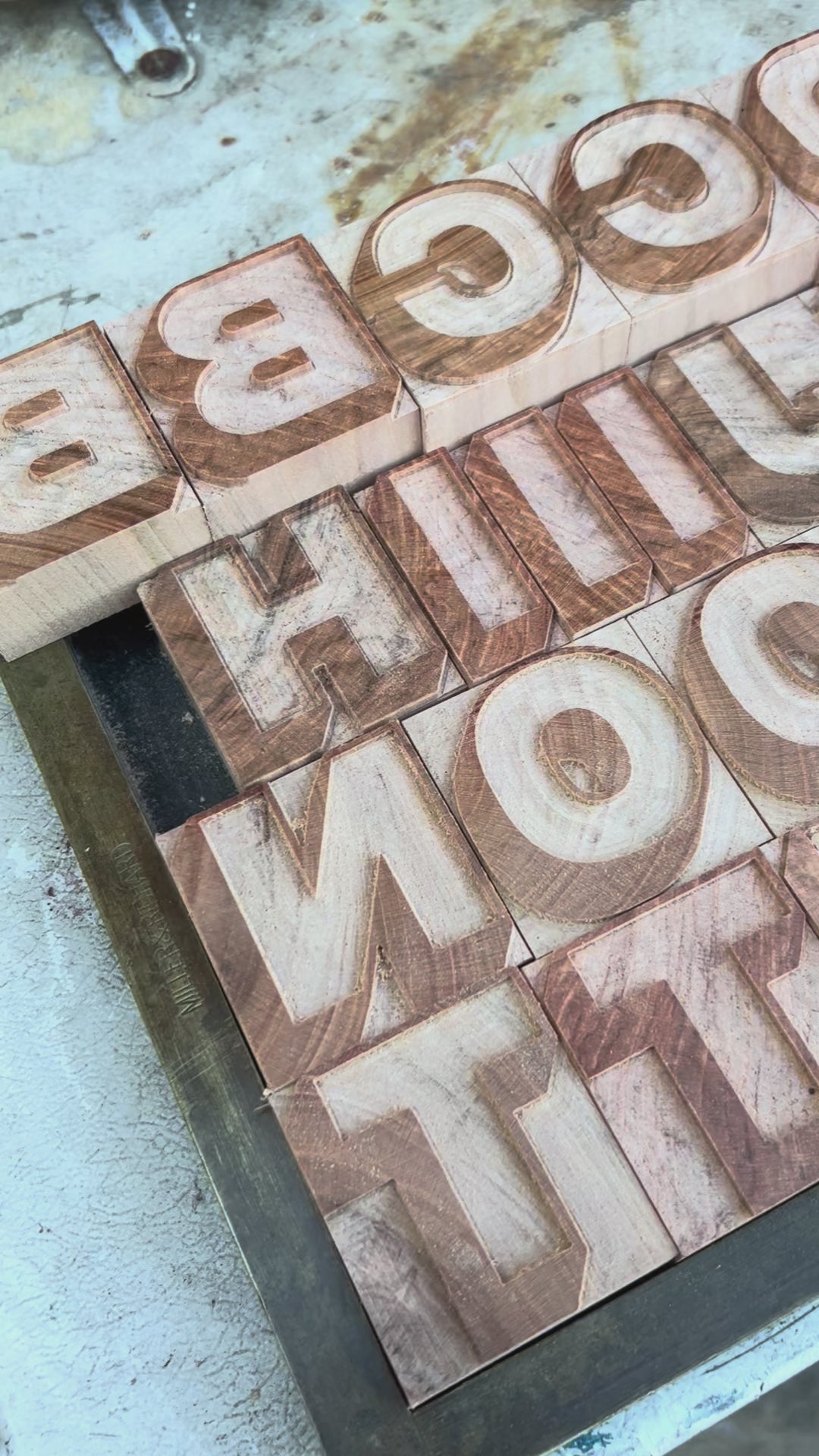 'Golborne' letterpress woodtype typeface