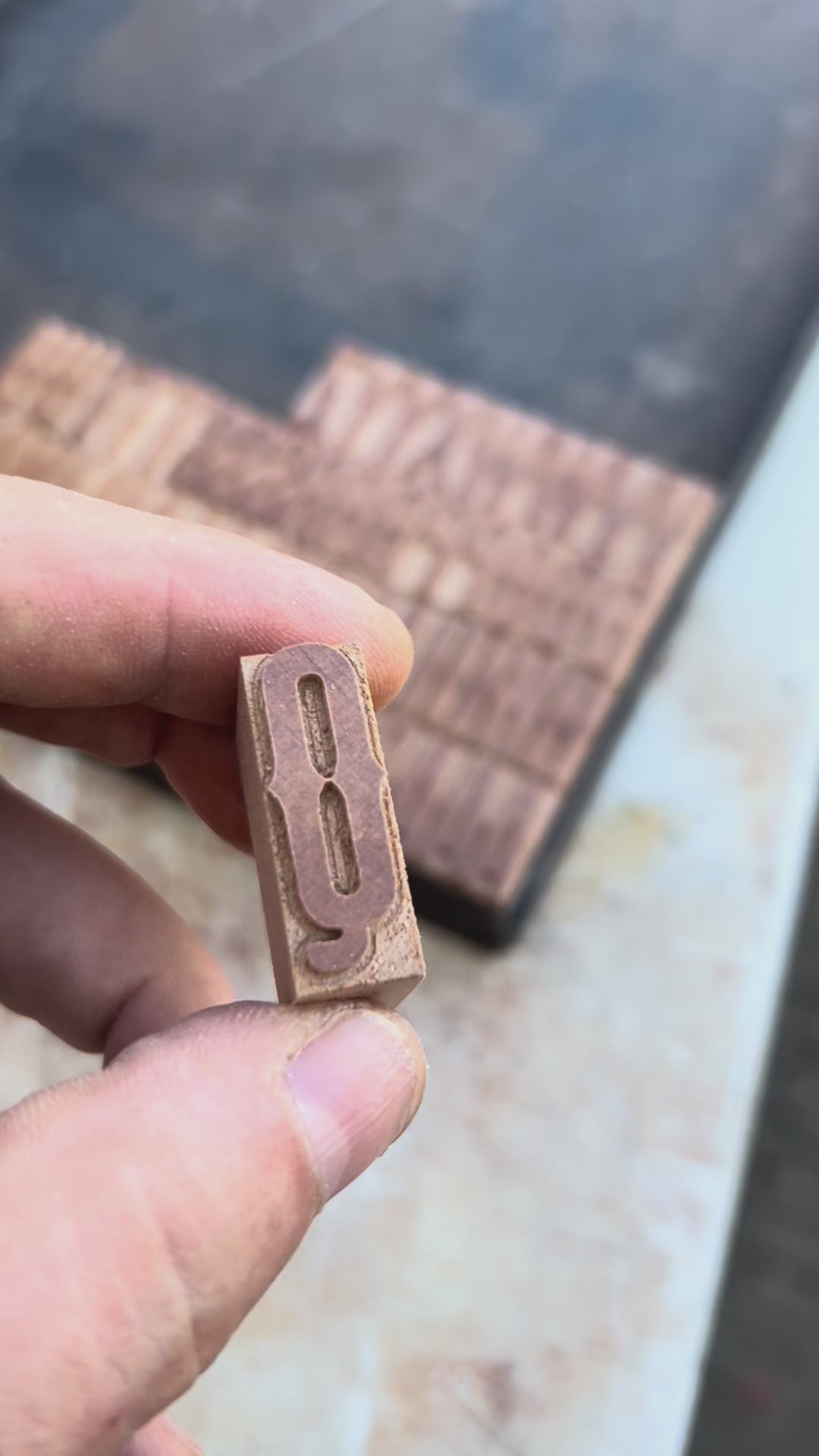 'Tilsworth Spur' letterpress woodtype typeface