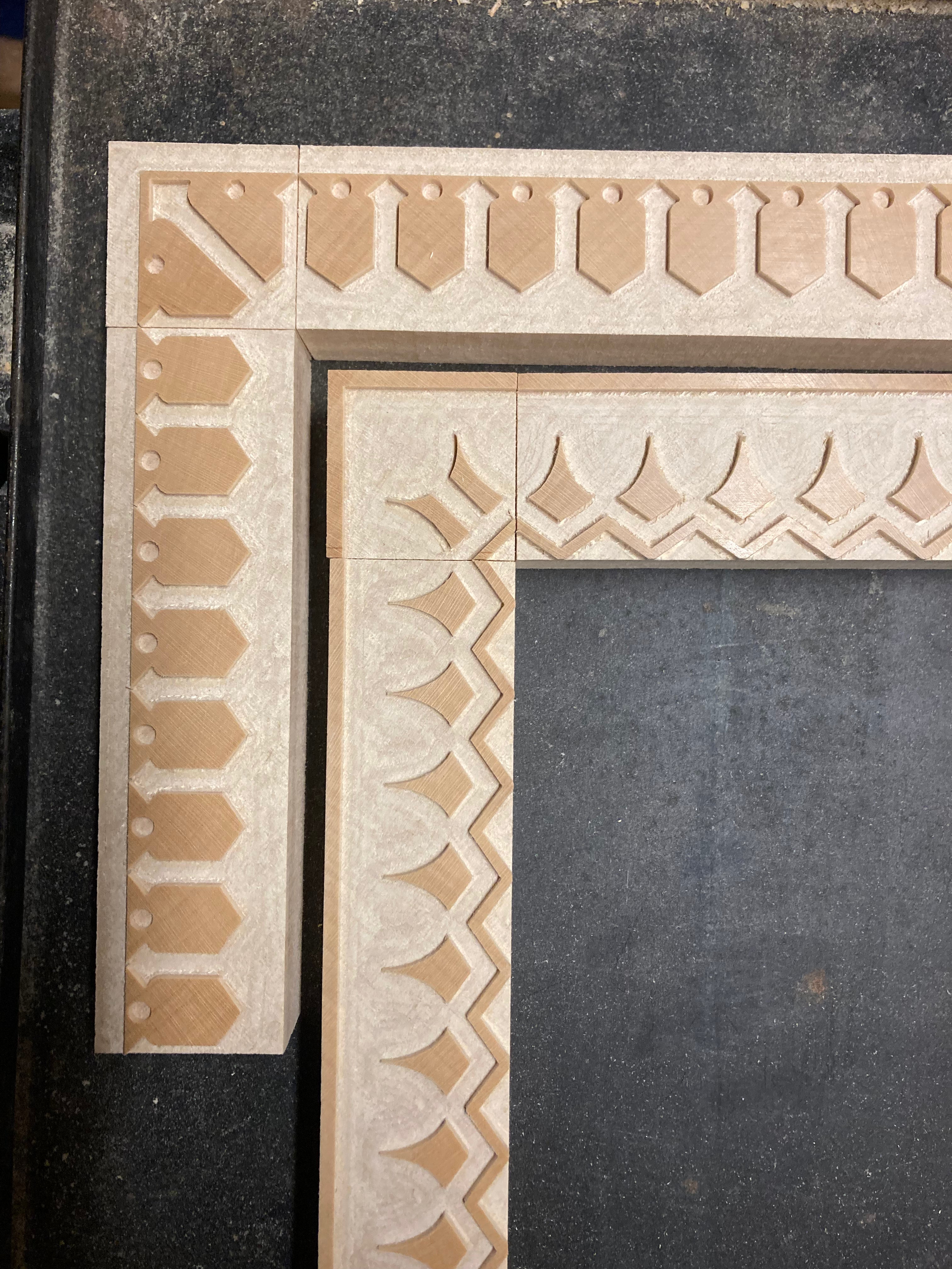 Day & Collins 8 line Chromatic/2 colour Border