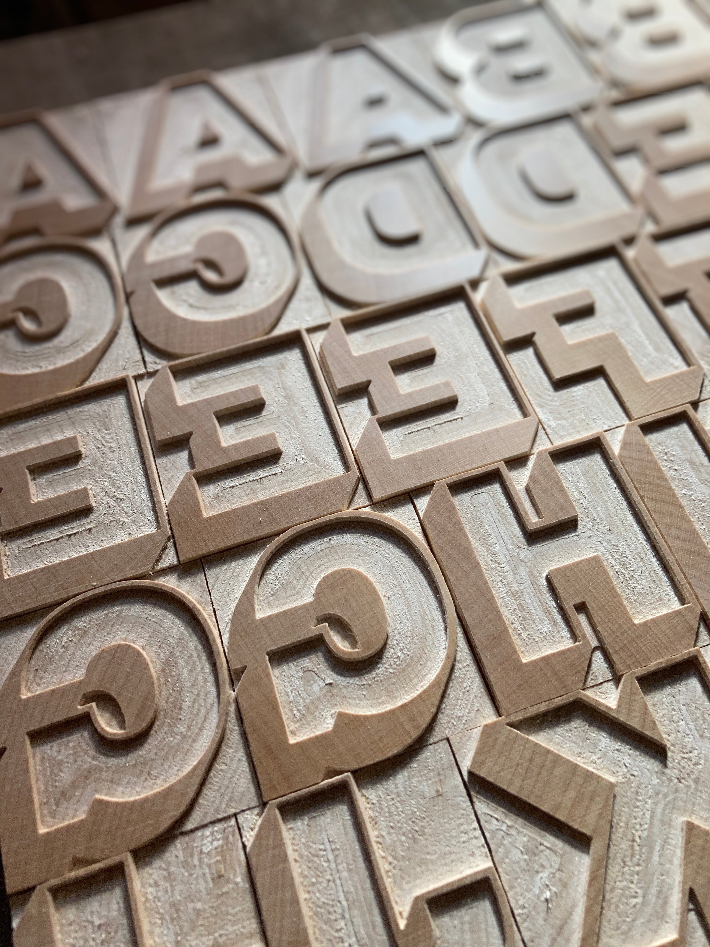 'Golborne' letterpress woodtype typeface